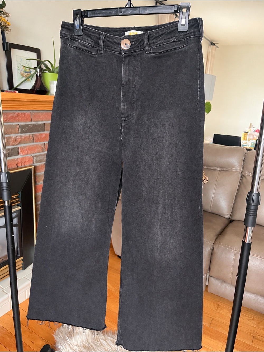 Maeve by Anthropologie Ettie Black Wide Leg Crop Jeans Raw Hem Size 30